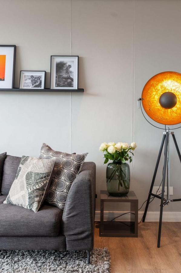 Greenpoint Designer Apartment Near Stadium & Waterfront Kaapstad Buitenkant foto